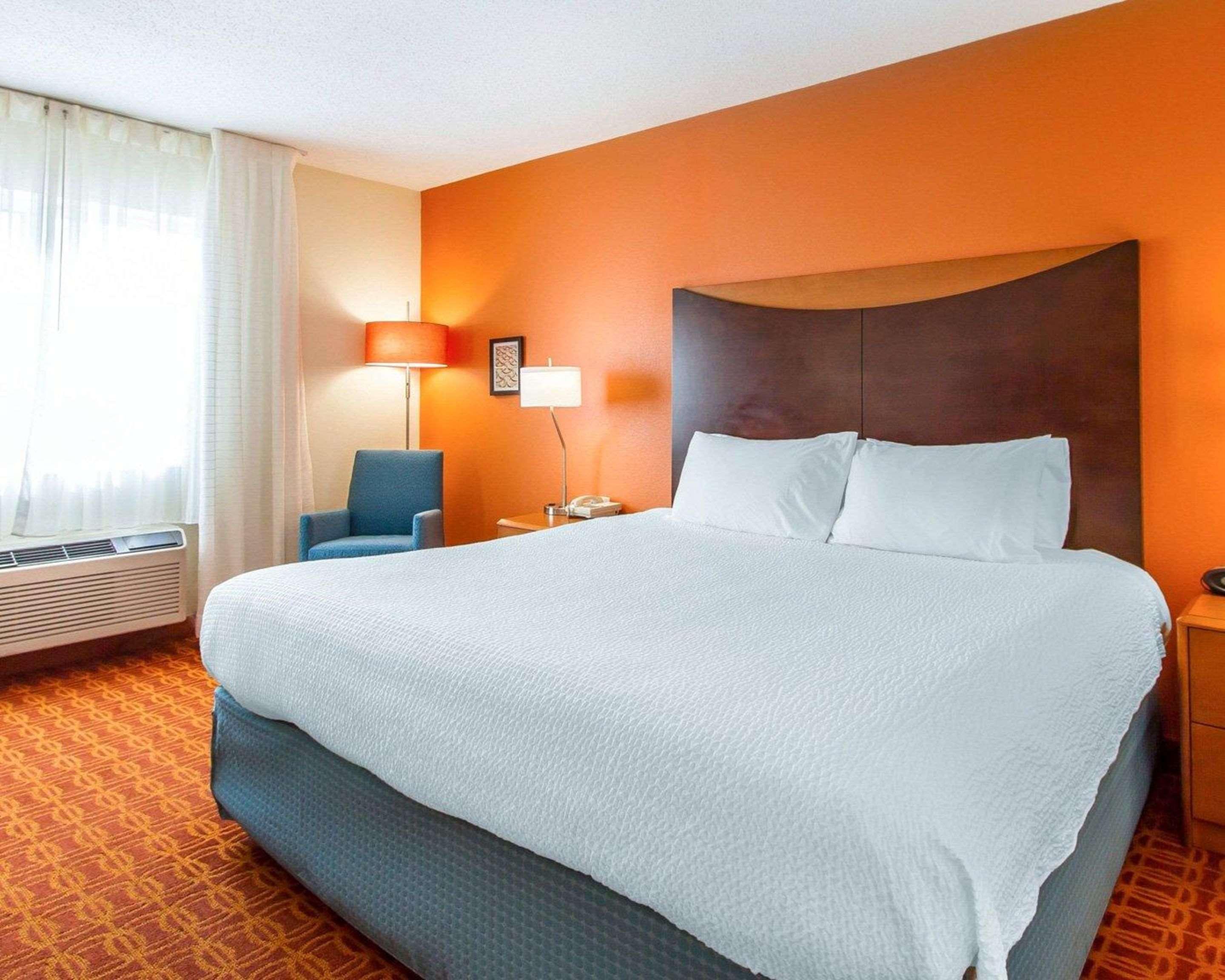 Quality Inn & Suites Keokuk North Exterior foto