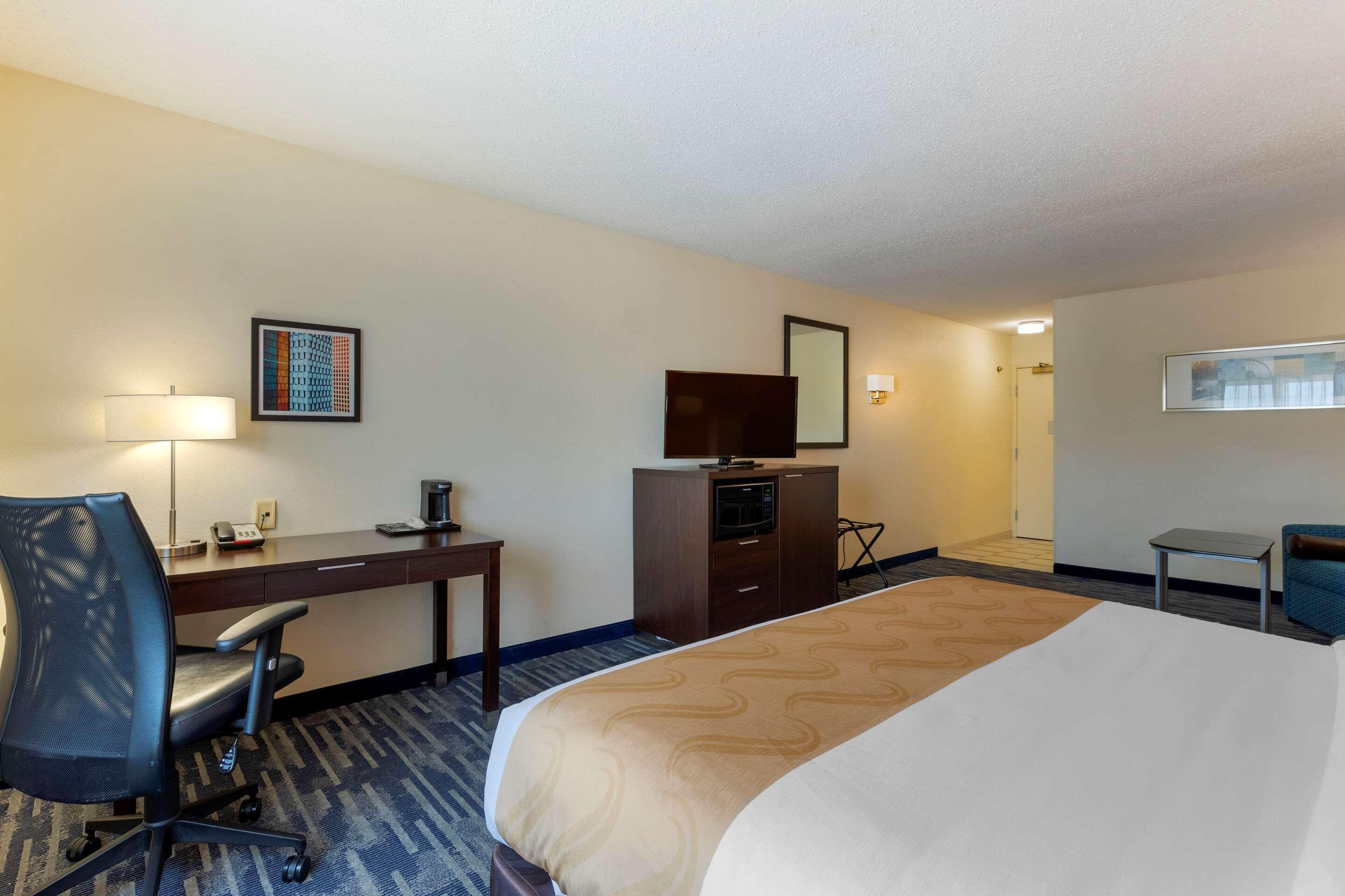 Quality Inn & Suites Keokuk North Exterior foto